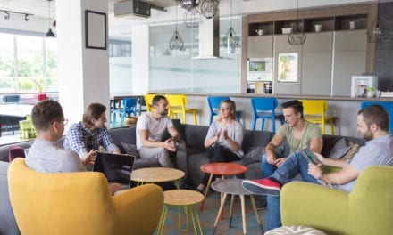 Hyvä Scrum Master osaa valmentaa koko tiimiä